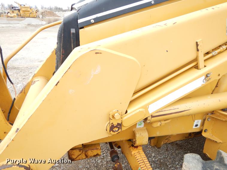 image for item EZ9845 2001 Caterpillar 420D backhoe