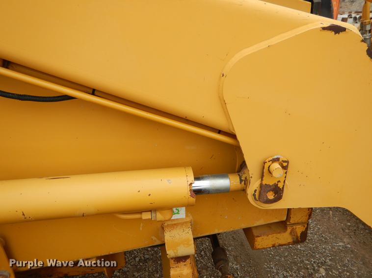 image for item EZ9845 2001 Caterpillar 420D backhoe