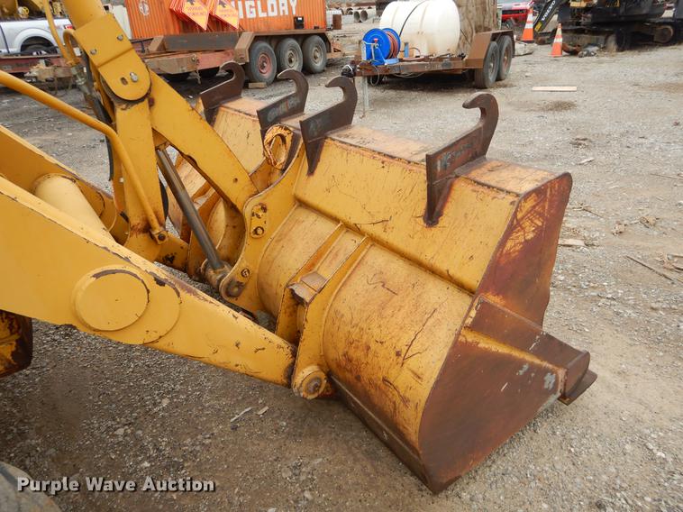 image for item EZ9845 2001 Caterpillar 420D backhoe