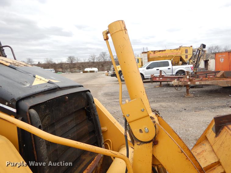 image for item EZ9845 2001 Caterpillar 420D backhoe