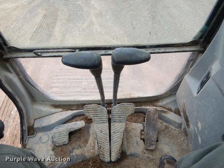image for item EZ9848 2001 Kobelco SK210LC excavator