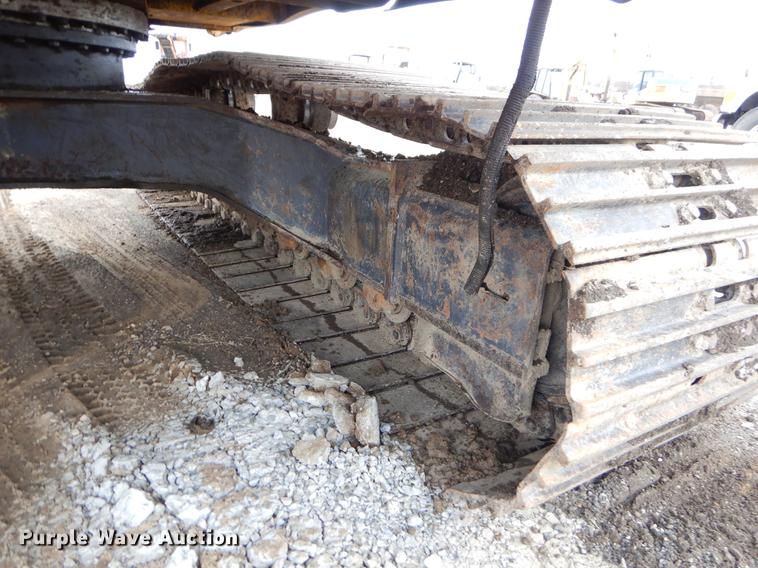 image for item EZ9848 2001 Kobelco SK210LC excavator
