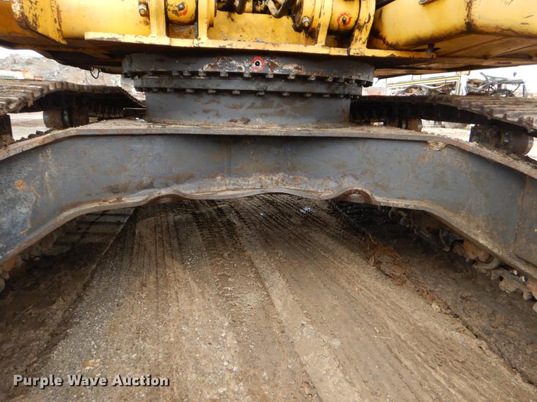 image for item EZ9848 2001 Kobelco SK210LC excavator