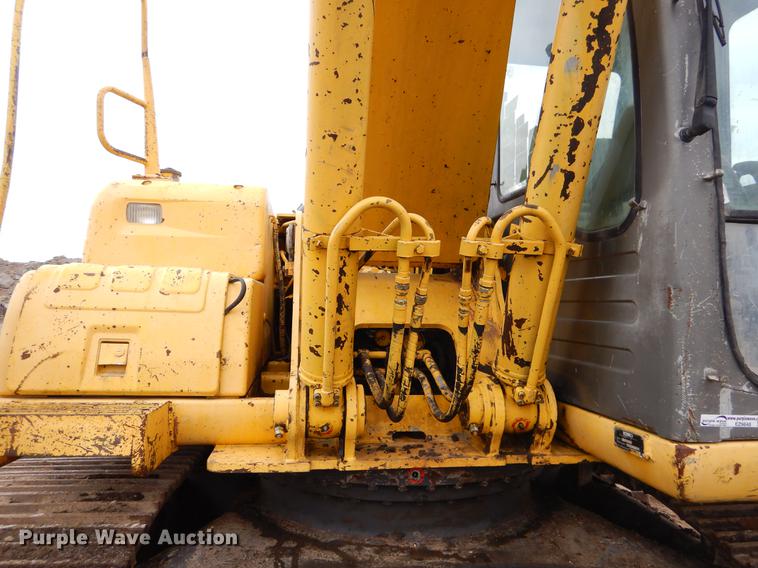 image for item EZ9848 2001 Kobelco SK210LC excavator