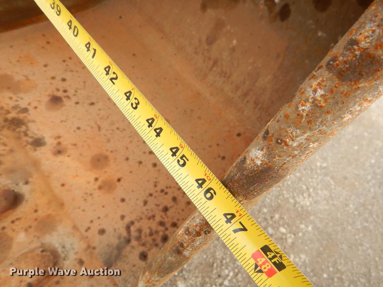 image for item EZ9848 2001 Kobelco SK210LC excavator