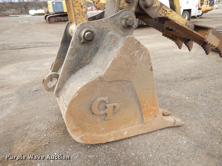 image for item EZ9848 2001 Kobelco SK210LC excavator