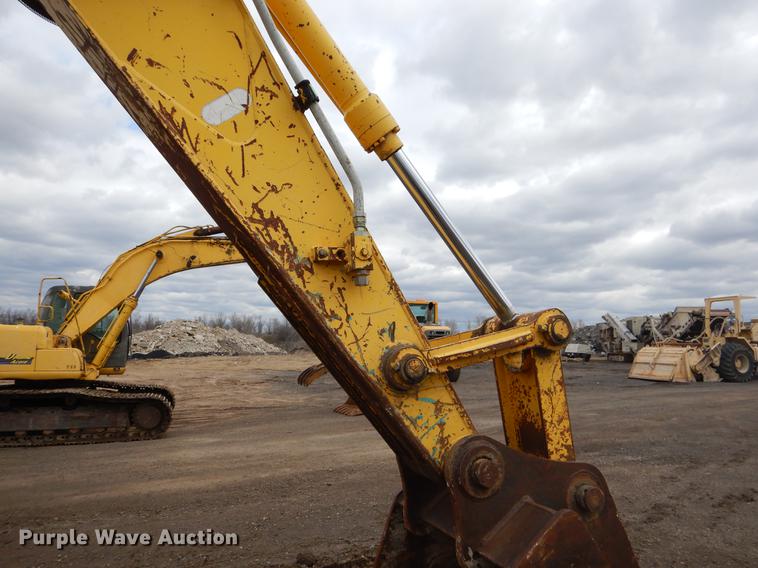 image for item EZ9849 2004 Kobleco SK200SRLC excavator