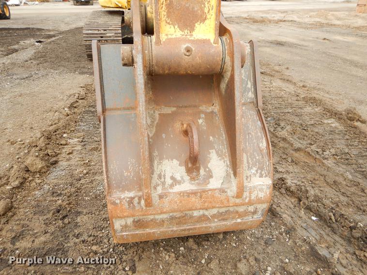 image for item EZ9849 2004 Kobleco SK200SRLC excavator