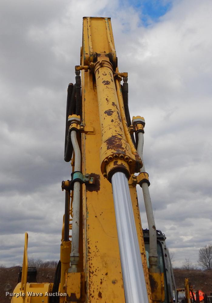 image for item EZ9849 2004 Kobleco SK200SRLC excavator