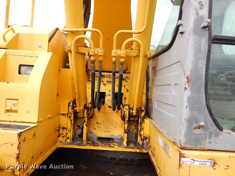 image for item EZ9849 2004 Kobleco SK200SRLC excavator