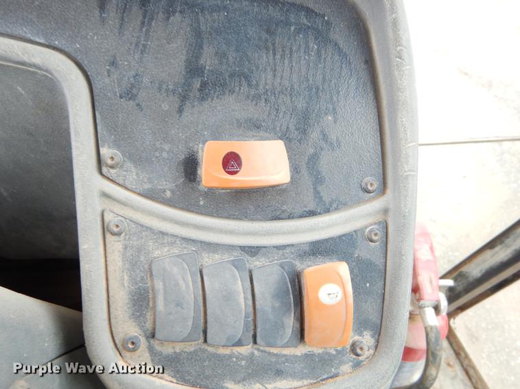 image for item EZ9851 2003 Caterpillar 420D backhoe