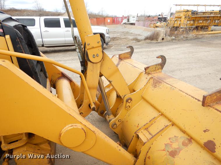 image for item EZ9851 2003 Caterpillar 420D backhoe