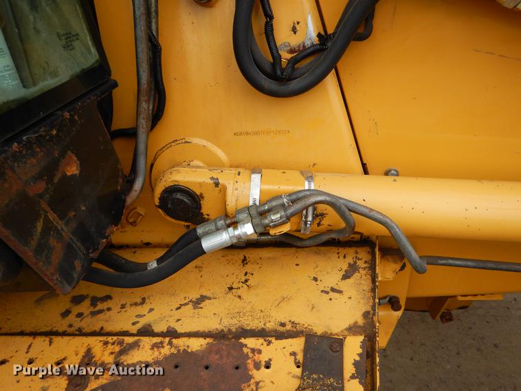 image for item EZ9851 2003 Caterpillar 420D backhoe
