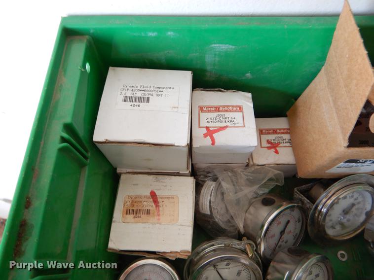 image for item EZ9873 Oil field rig equipment