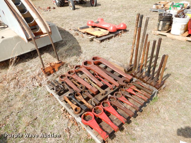 image for item EZ9880 Tools