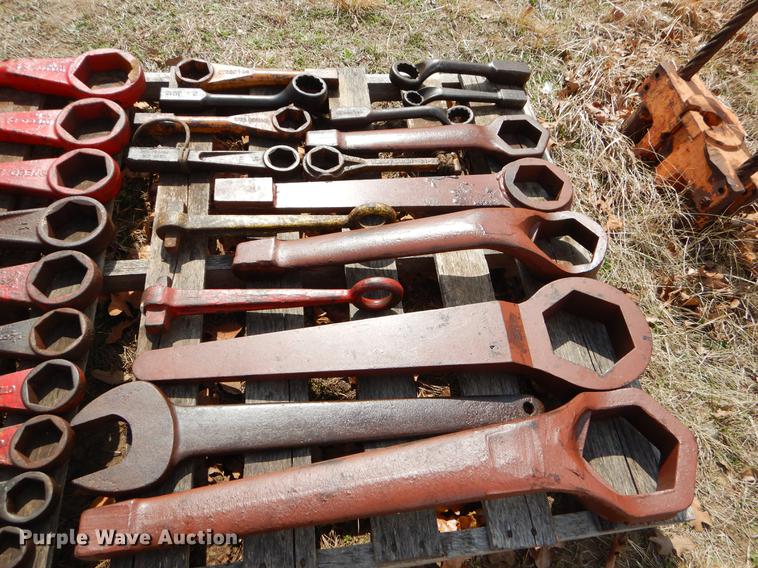 image for item EZ9880 Tools