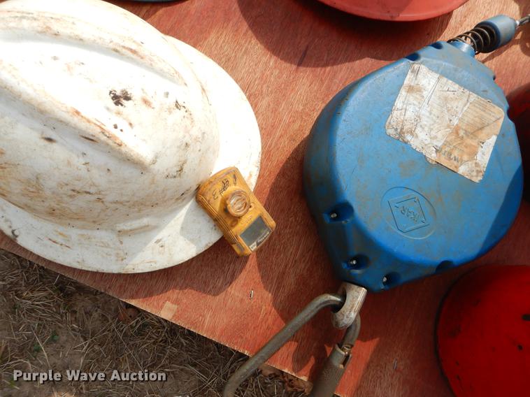 image for item EZ9899 Safety equipment