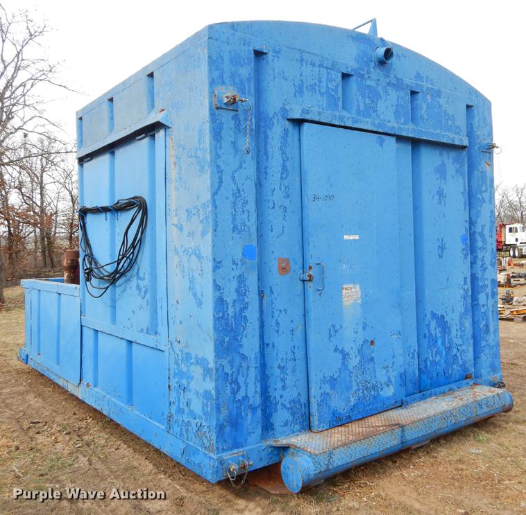 image for item EZ9906 Oil field dog house