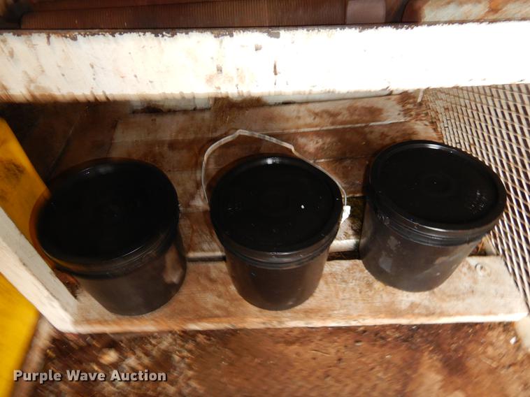 image for item EZ9906 Oil field dog house