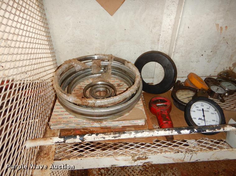 image for item EZ9906 Oil field dog house