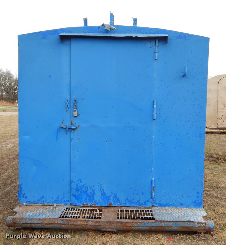image for item EZ9907 Oil field dog house