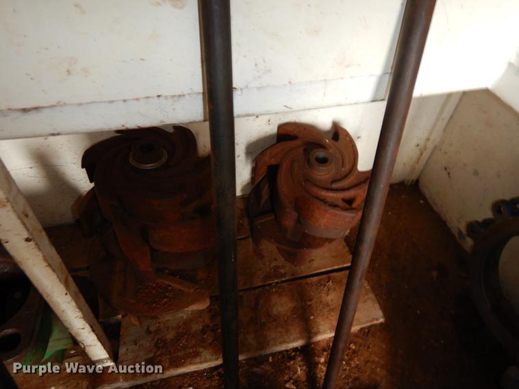 image for item EZ9907 Oil field dog house