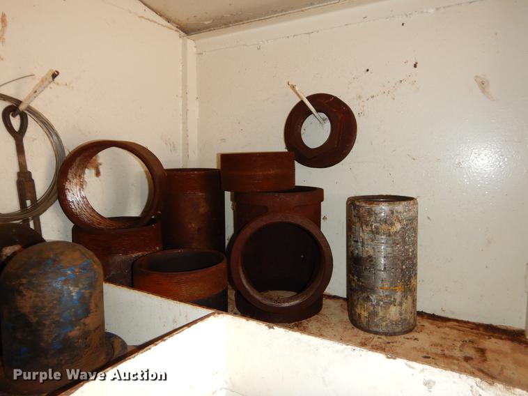 image for item EZ9907 Oil field dog house