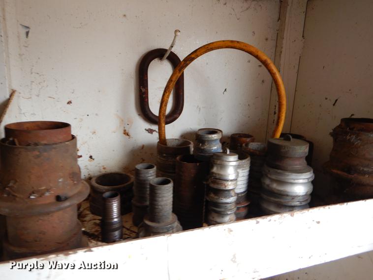 image for item EZ9907 Oil field dog house