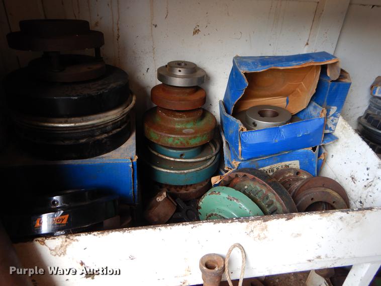 image for item EZ9907 Oil field dog house