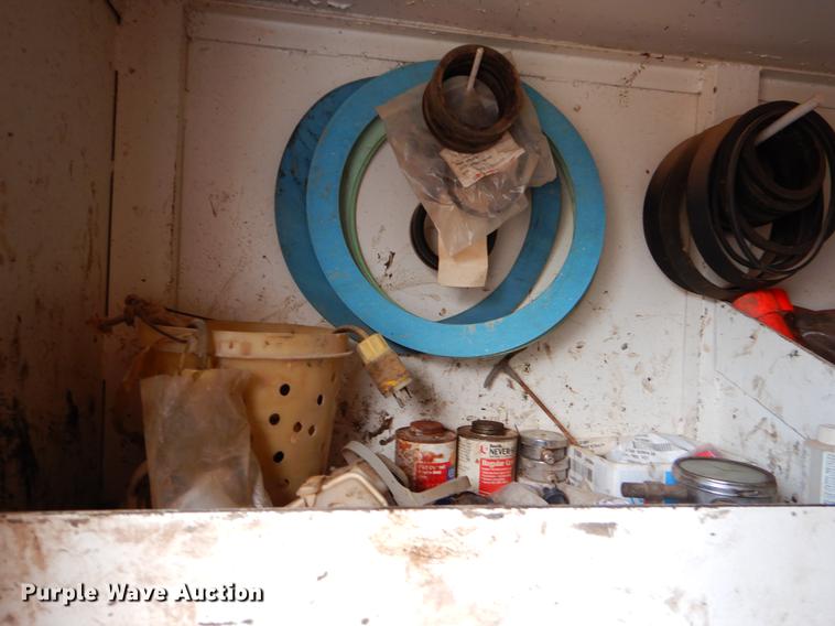 image for item EZ9907 Oil field dog house