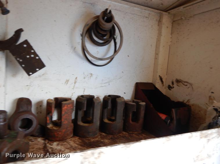 image for item EZ9907 Oil field dog house