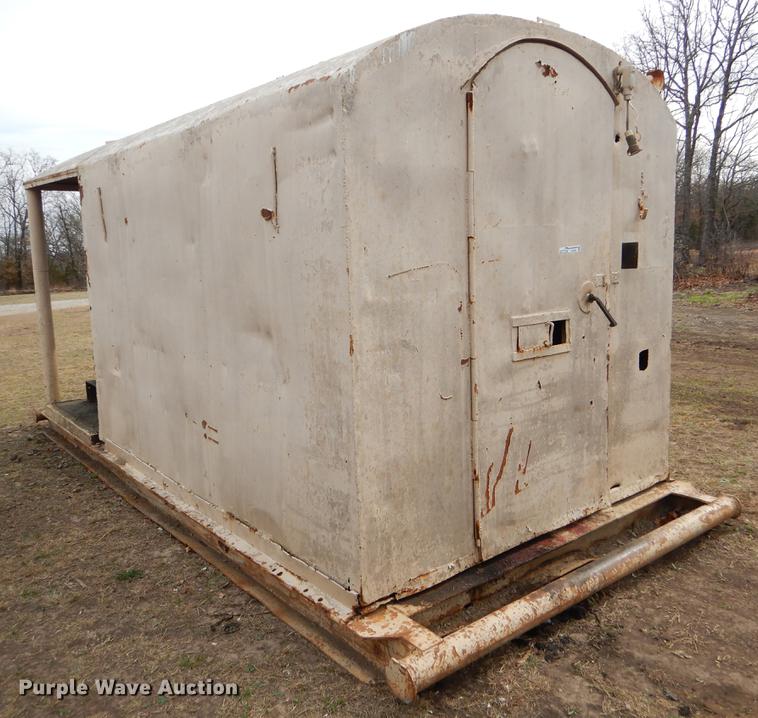 Oil field dog house in Cleveland , OK Item EZ9908 sold Purple Wave
