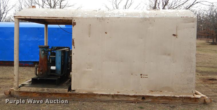 image for item EZ9908 Oil field dog house