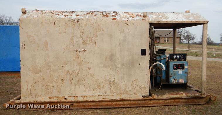 image for item EZ9908 Oil field dog house