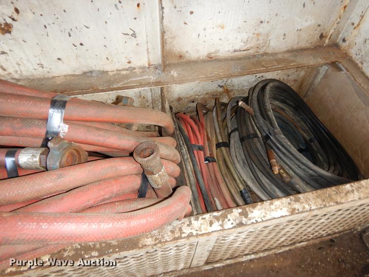 image for item EZ9908 Oil field dog house