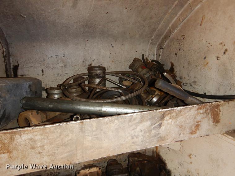 image for item EZ9908 Oil field dog house