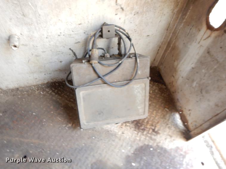 image for item EZ9908 Oil field dog house