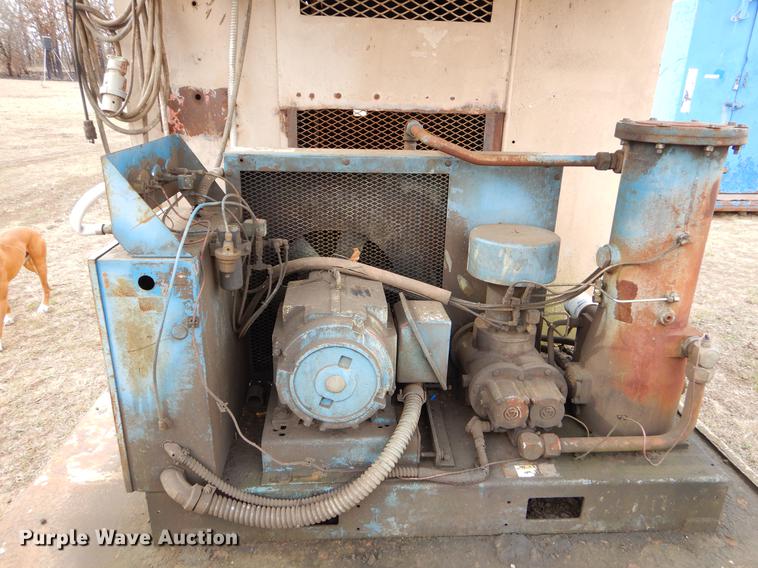 image for item EZ9908 Oil field dog house