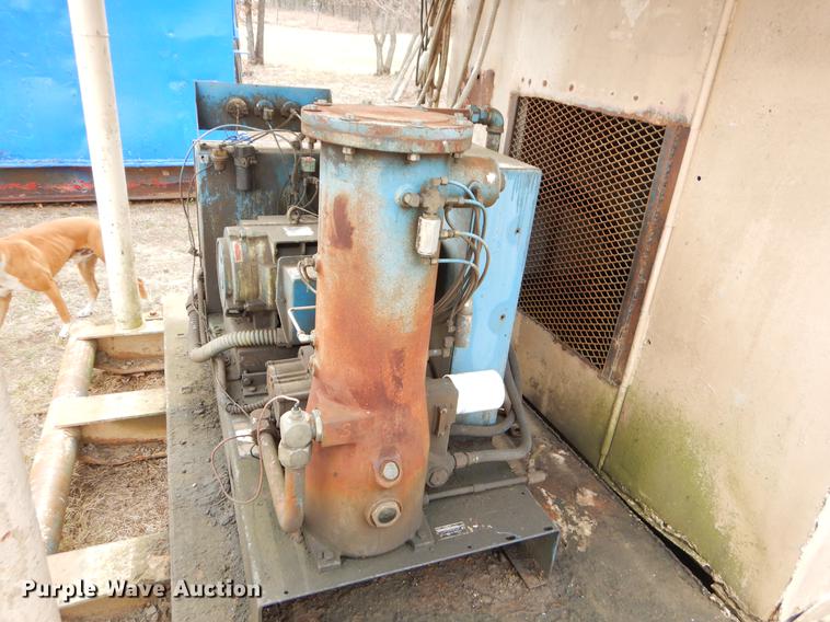 image for item EZ9908 Oil field dog house