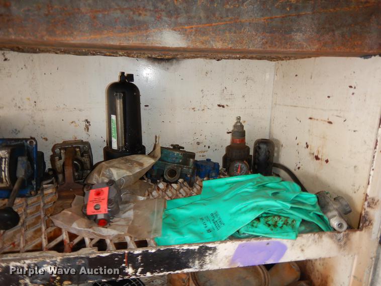 image for item EZ9909 Oil field dog house