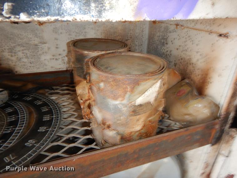 image for item EZ9909 Oil field dog house