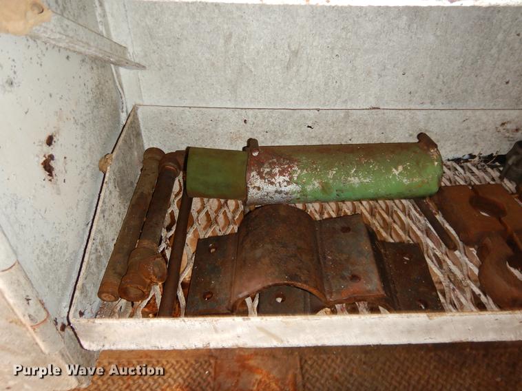 image for item EZ9909 Oil field dog house