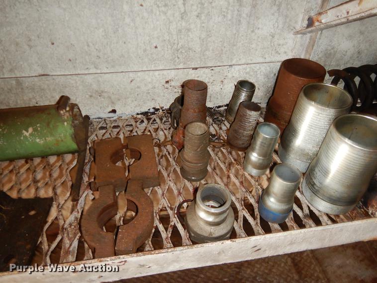 image for item EZ9909 Oil field dog house