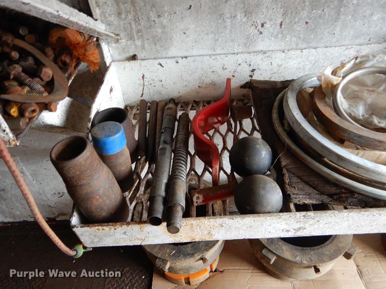 image for item EZ9909 Oil field dog house