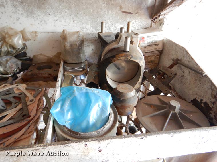 image for item EZ9909 Oil field dog house