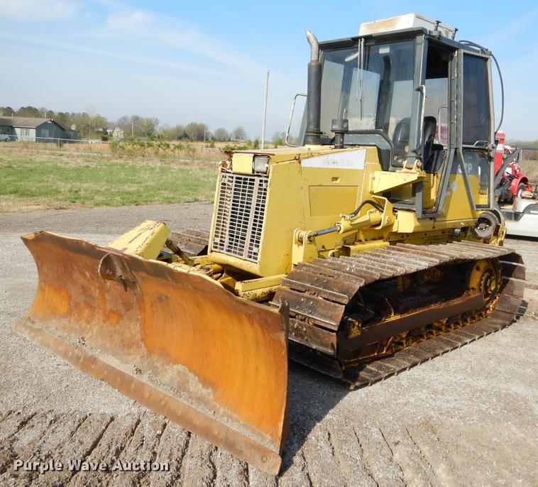 image for item EZ9955 1993 Komatsu D37P dozer