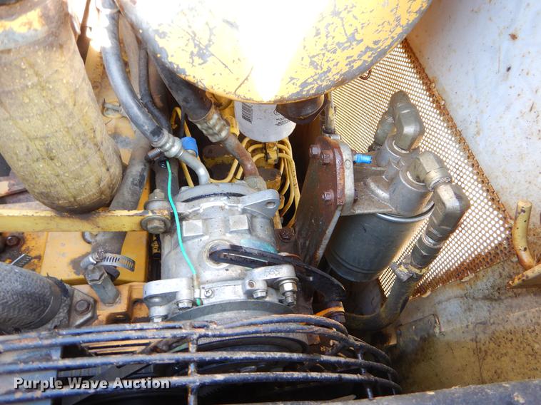 image for item EZ9955 1993 Komatsu D37P dozer