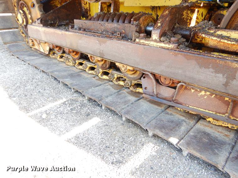 image for item EZ9955 1993 Komatsu D37P dozer