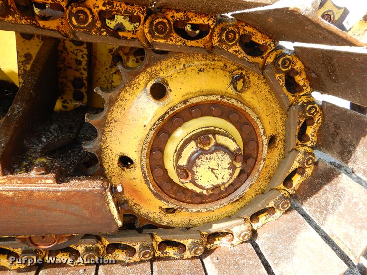 image for item EZ9955 1993 Komatsu D37P dozer