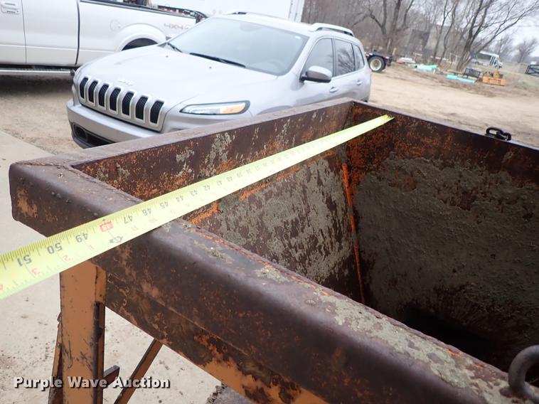 image for item FN9761 Steel concrete bucket